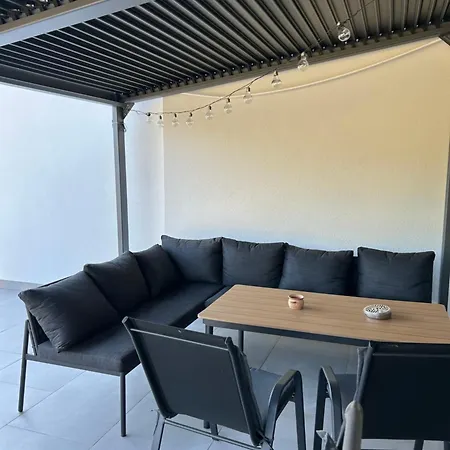 Bodza Vendeghaz בית נופש