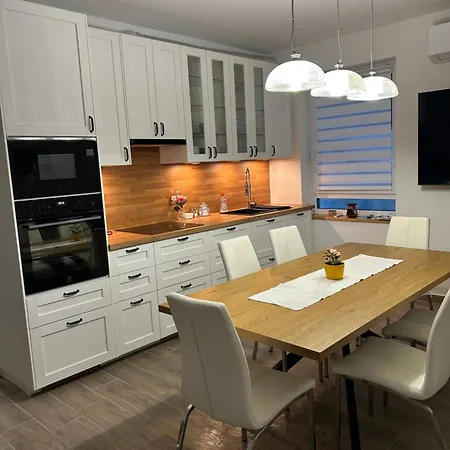 Bodza Vendeghaz بيت للعطل Badacsonyörs